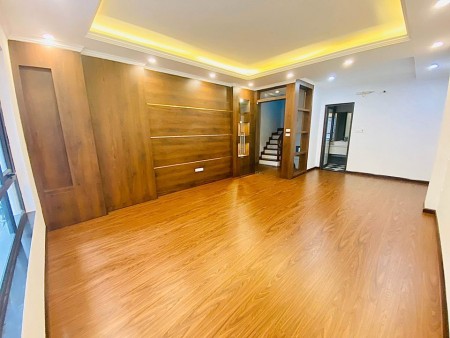 Bán Nhà Phố Quan Nhân 5 Tầng , 3PN, Ở Ngay Giá Chỉ 2.95 Tỷ