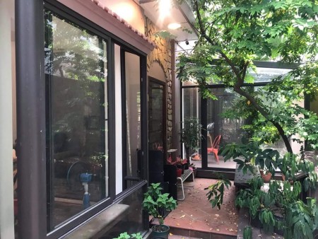 Bán Biệt thự Linh Đàm 225m, Mặt tiền 15m, full nội thất xịn giá 20.5 tỷ.