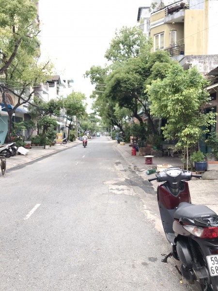 Nhà (3.3*16m/nở hậu) mặt tiền đường số gần Phạm Hùng P4 Q8