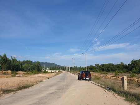Bán 1,4 hecta đất tại xã cát nhơn, Phù Cát, Bình Định. Giá 1,2 tỉ