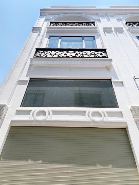 Bán nhà mới xây 1563 đường Huỳnh Tấn Phát, phường Phú Mỹ, Quận 7, giá 6,3 tỷ