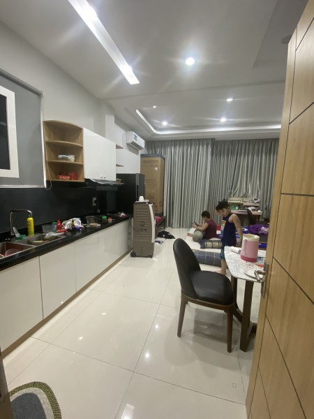 Nhà 2 mặt tiền, 5 tầng, đường Lê Tự Tài, P4, Q. Phú Nhuận