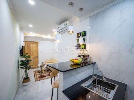 Cho thuê căn hộ dịch vụ đầy đủ nội thất, tiện nghi, 1 phòng ngủ giá chỉ 8 Triệu mặt tiền đường Quận 1.