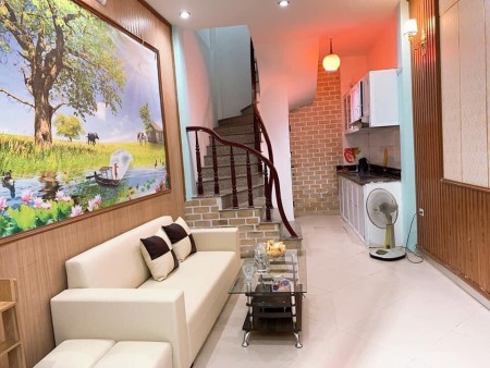 Bán nhà siêu đẹp Trương Định, Hai Bà Trưng, 26m, 5T, MT 3.5m, giá 2 tỷ 450 triệu, nhà đẹp ở luôn