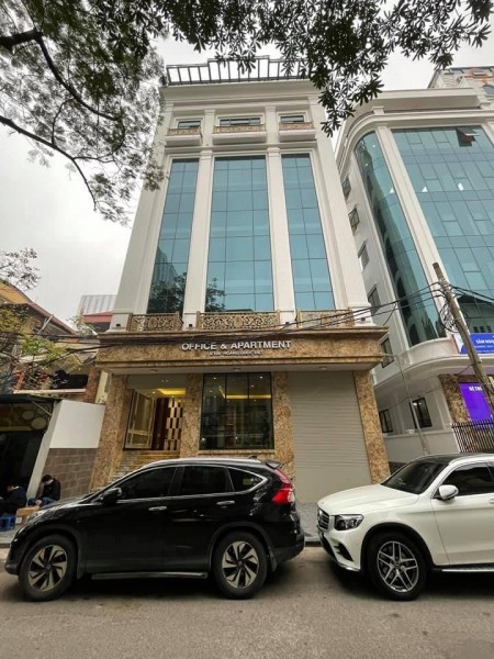 Toà văn phòng đẳng cấp mặt phố Hoàng Quốc Việt, Quận Cầu Giấy. sổ nở hậu mt 8m