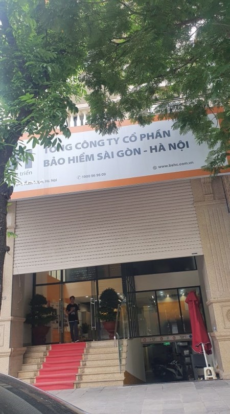 Hiếm, mt 7.4m, bán nhà mặt phố Hoàng Quốc Việt, 6 nổi, 1 hầm, DT 133m, Giá 55,6 tỷ