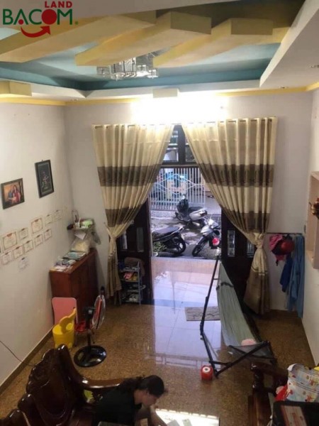Bán nhà 1 trệt, 1 lầu, phường Tam Hiệp gần chợ huyện giá 1.85 tỷ
