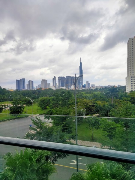 Cần bán căn 1 PN có ban công, bồn tắm nằm view Landmark 81