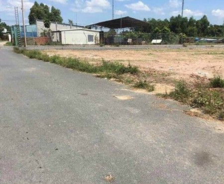 Có lô đất vườn 1800m2 cần bán lại gấp trong tuần giá rẻ 510 triệu