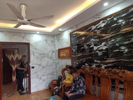 Gara ô tô 5 chỗ khu tỉnh đội Xala 43m2, nhà đẹp giá chỉ 4.6 tỷ