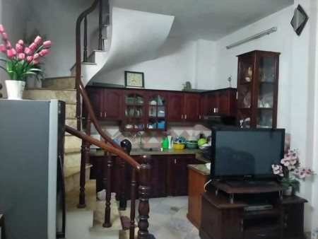 Nhà diêu hiếm Bà triệu diện tích vừa đủ thông số đẹp 30m2, 4 tầng đúc, giá 2.65 tỷ