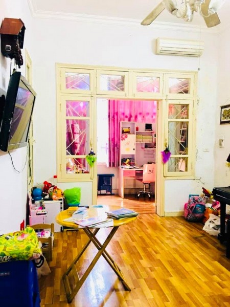 Biệt thự Xuân Đỉnh, lô góc, tô tránh, dt 150m2, 4 tầng đúc, mt 7m, giá 10 tỷ, lh 0919894949