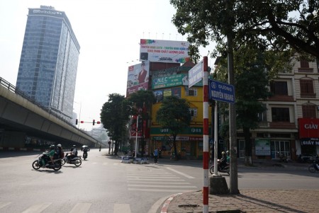 Đi đến slide 2