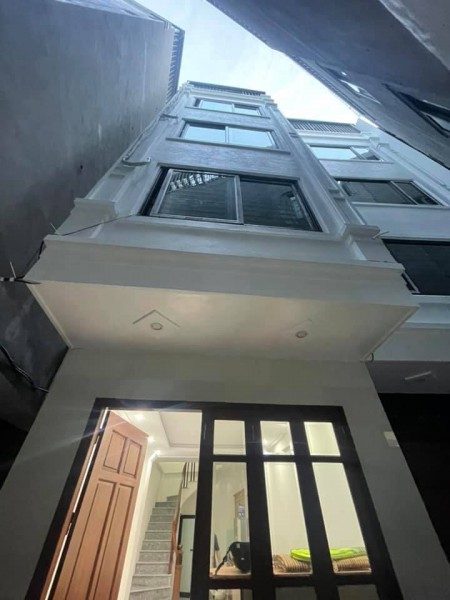 Ngoài 3 tỷ xách valy về ở ngay nhà Lê Quang Đạo, gần ô tô, lô góc cực thoáng