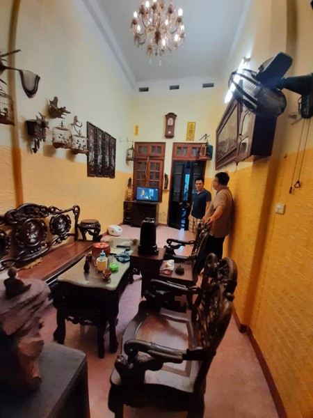 Mua Nhà 4 tầng tặng nhà cấp 4. 36m2 Ba Đình chỉ 3.1 tỷ.