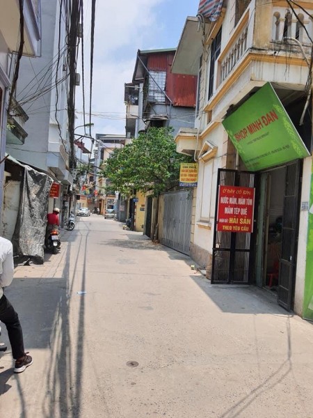 Bán Nhà Hoàng Văn Thái, Thanh Xuân, Lô Góc, 2 Mặt Thoáng, Mặt Ngõ Ô Tô Qua.