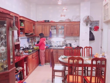 Cần bán nhà đẹp Xuân Đỉnh DT 45m, MT 5,m 5T, giá chào 4.2 tỷ, Bắc Từ Liêm