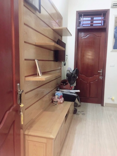 Bán nhà phố Lương Thế Vinh, TP HD, 67.5m2, 4 tầng, mt 4.5m, 4 ngủ, chỉ 4 tỷ, nhà đẹp