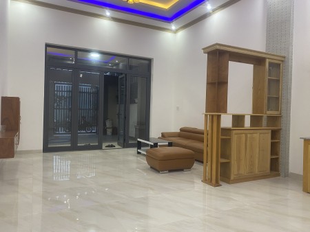 Nhà sổ riêng gần chợ cây sung cách đường 768 vào 50m