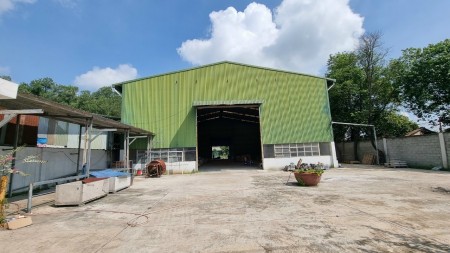 Bán nhà xưởng góc 2mặt tiền đường Đồng gần kcn Thạnh Phú