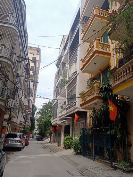 Bán nhà Phố Võng Thị, ô tô tránh, kinh doanh, vỉa hè, 74m2, mặt tiền 6.3m, 14 tỷ