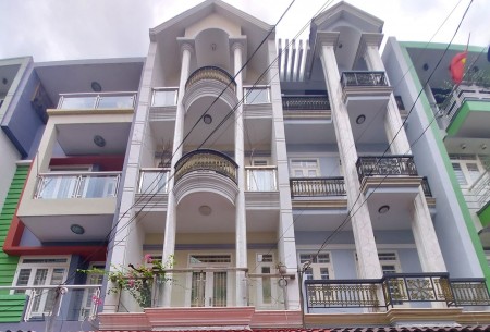 Nhà đẹp hiện đại, 5 tầng đúc, khu Vip hxt, cực kỳ sầm uất, giá 5.9 tỷ