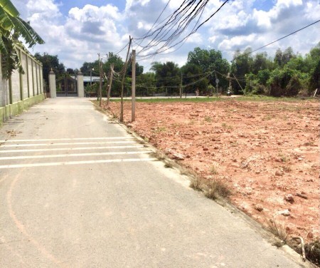 Bán gấp 3368m2 (39x86m) đối diện KCN fần chợ, trường, trung tâm hành chính, giá 450 triệu