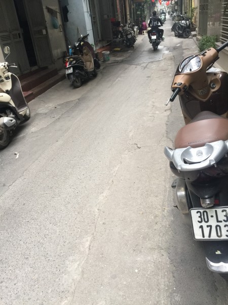 Bán nhà, đầm Hồng phường Khương Trung, Quận Thanh Xuân, Giá Rẻ, 36m, 4T. MT 3,2m. Giá 3,5 Tỷ