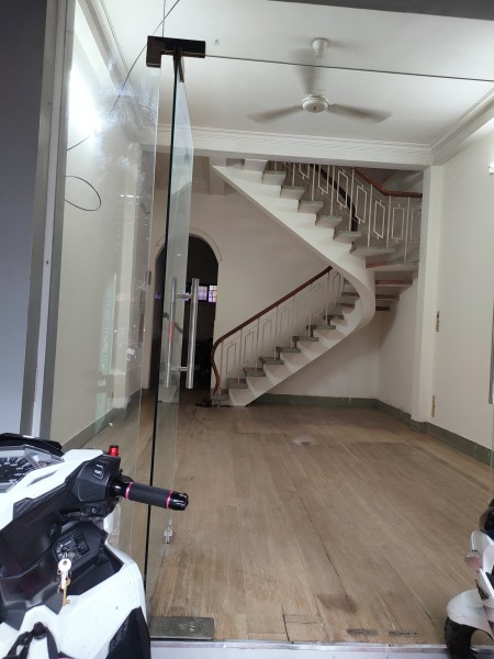 Cho thuê mặt tiền chu văn an và lầu 1