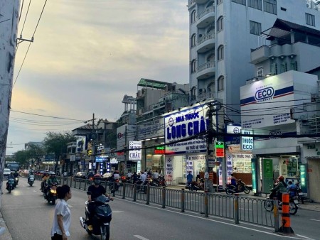Bán nhà Mặt tiền Trường Chinh, Tân Bình, dt 108m2, 5 tầng, giá 21 tỷ