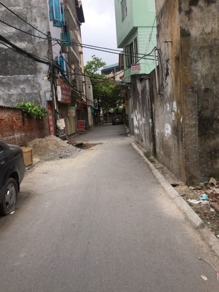 Bán gấp 40m2 Viên Ngoại Đặng Xá, Ô Tô đỗ cửa, giá 1ty3. LH:0983253436
