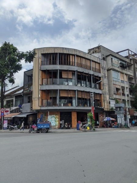 Thăng Long - Góc 2MT nguyên căn 10 x 10. nhà 3 lầu