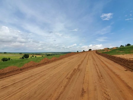 Nền 10,000m2 ở xã Hòa Thắng có đường trên sổ, cách DT716 600m
