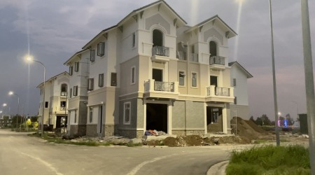 Đi đến slide 2