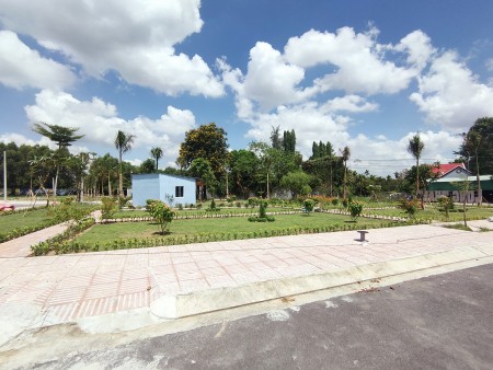 Nhà tôi ba đời bán đất giá cao, đến đời tôi bán giá thấp long thành, đồng nai.