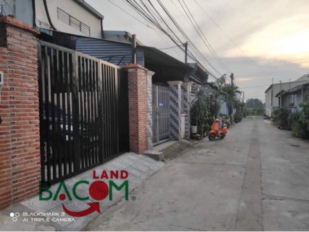 Bán nhà cấp 4 dt 105m2,shr, 1 sẹc đường Nguyễn Khuyến P. Trảng Dài, BH giá chỉ 2ty190