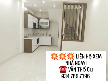 Bán nhà Phú Diễn 43M² 5 tầng 2.85 tỷ Ngõ thông 3 bước oto tránh 0347697196