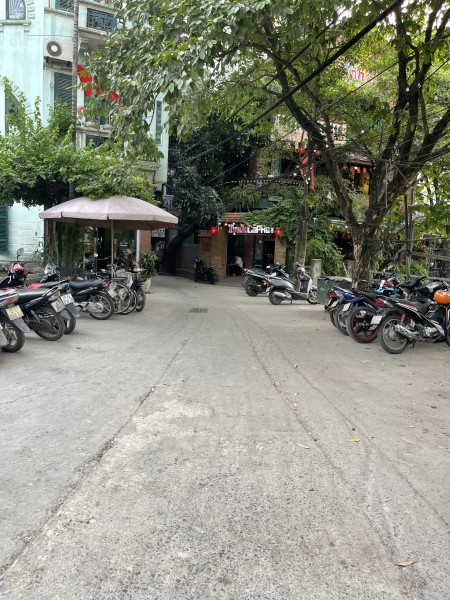 Bán nhà Quan Nhân 33m2 4 tầng 4 phòng ngủ giá 3,3 tỷ