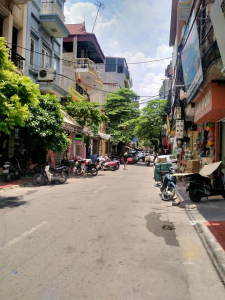 Bán nhà Hoàng Hoa Hám, Hà Đông, mặt tiền lớn, kinh doanh hiệu suất cao 0374929361