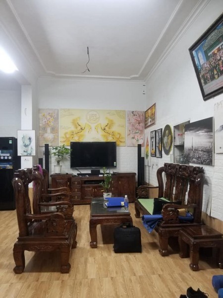 Bán nhà Vĩnh Hưng, ô tô đỗ cách 5m, lô góc banh nhanh, giá 2.65 tỷ, dtsd 43m2