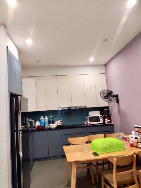 Bán nhà mặt ngõ, 15m ra phố Khúc Thừa Dụ, Diện tích 40m2, 4 tầng, 5.3 tỷ