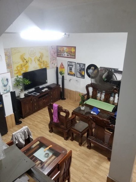 Hàng cực sốc bán nhà trung tâm Hoàng Mai thoáng mát, an ninh cực tốt, dt 43m2 mặt tiền gần 6m, Nhỉnh 2 tỷ