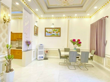 Biệt thự châu âu có 1 không 2 quận 7, dtsd 7mx15m, khu dân cư