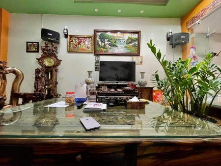 Chính chủ bán nhà Mặt phố Việt HưngLong Biên 135m x 6T, thang máy hơn 13.9 tỷ