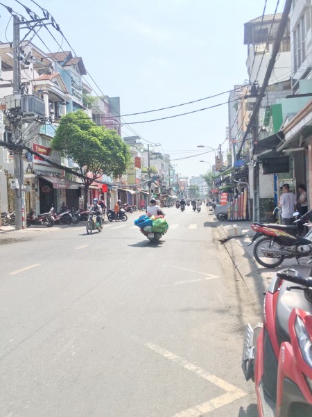 Bán nhà 2 lầu mặt tiền kinh doanh đường Hưng Phú Phường 9 Quận 8