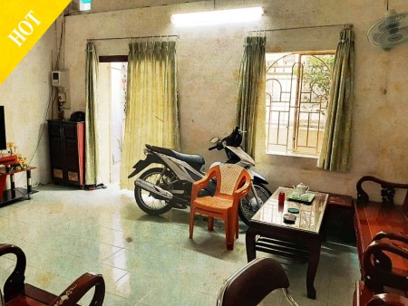 Bán nhà củ tiện xây mới 46m2 Quận 10 giá 4,9 tỷ