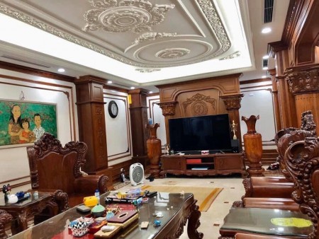 Bán biệt thự VIP lô góc 5 tầng đẳng cấp, sang trọng phố Trung Kính 290m2 giá 80 tỷ. LH 0912442669