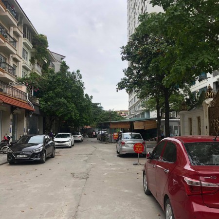 Đi đến slide 8
