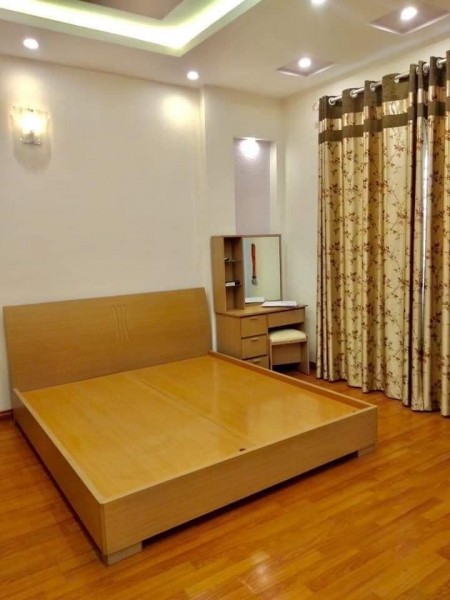 Bán Nhà Cổ Nhuế, Ôtô Thông, Kinh Doanh, Lô Góc Nhà Đẹp, 35m2, 5 Tầng, 2.9 Tỷ