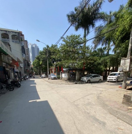 Nhà mới đẹp, không gian thoáng mát, trung tâm phố Lụa, Vạn Phúc, Quận Hà Đông